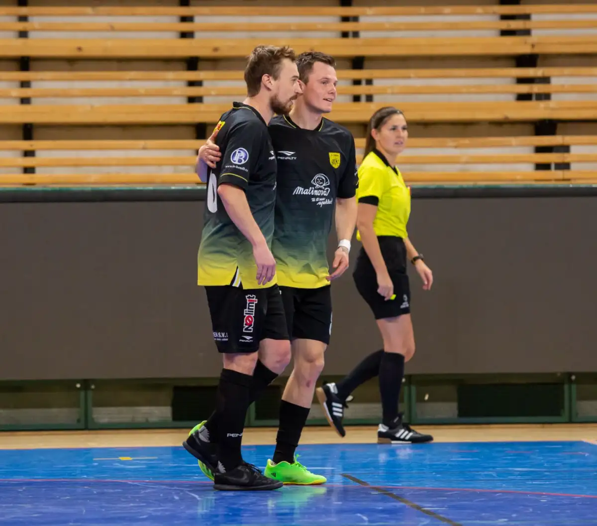 Slušný výkon proti lídrovi na body nestačil